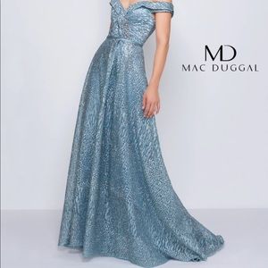 MAC DUGAL off the shoulder gown